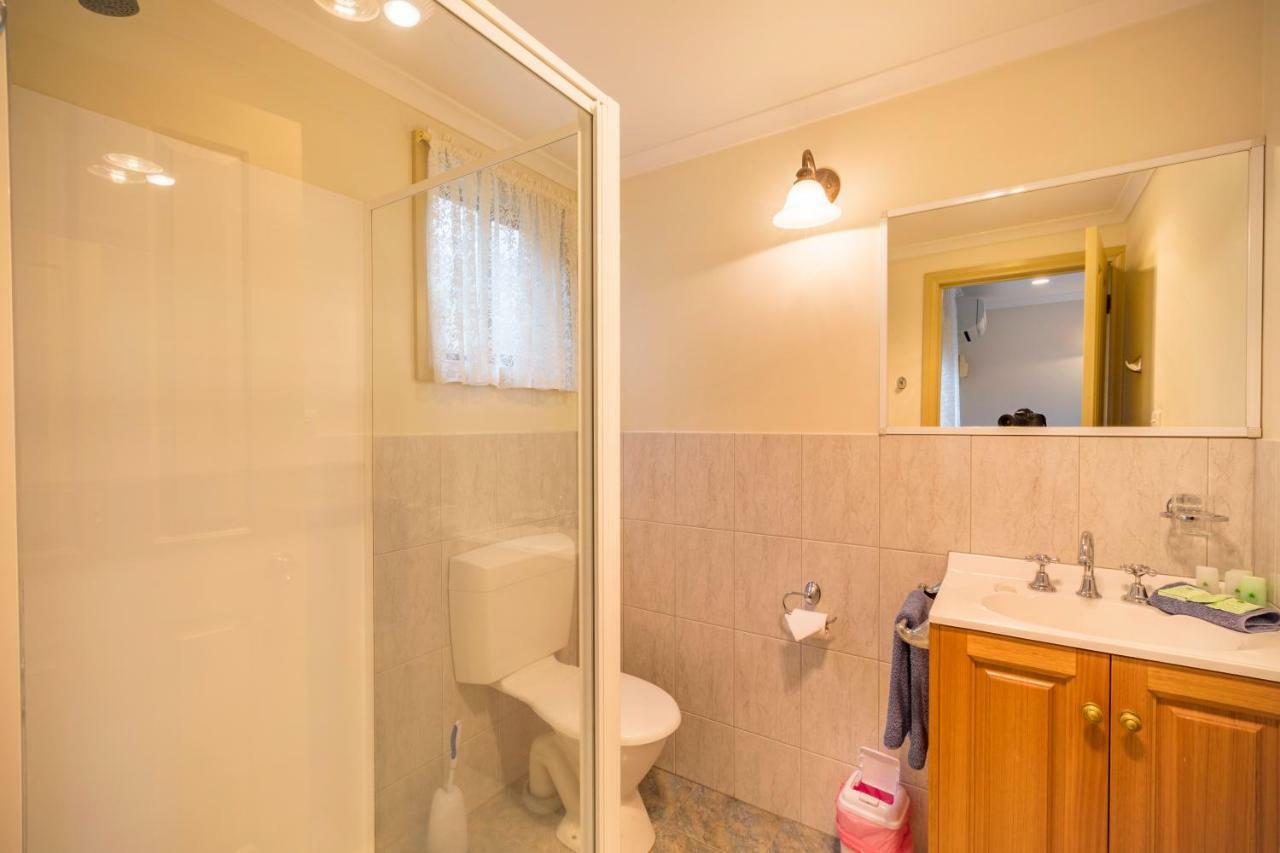 Queechy Motel Сейнт Хелънс Екстериор снимка
